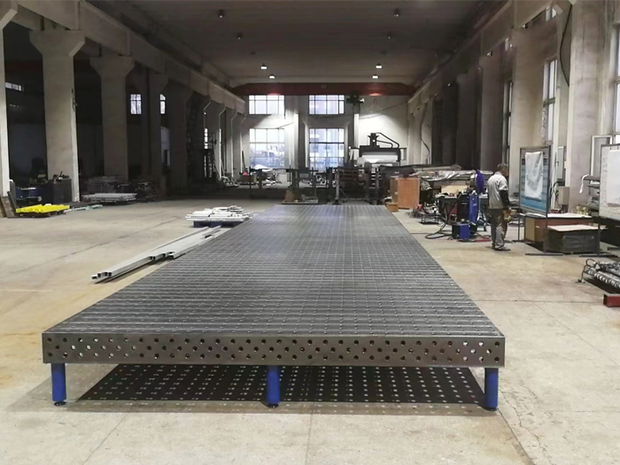 三維柔性焊接工裝平臺(tái)-三維柔性焊接平臺(tái)-柔性焊接平臺(tái)